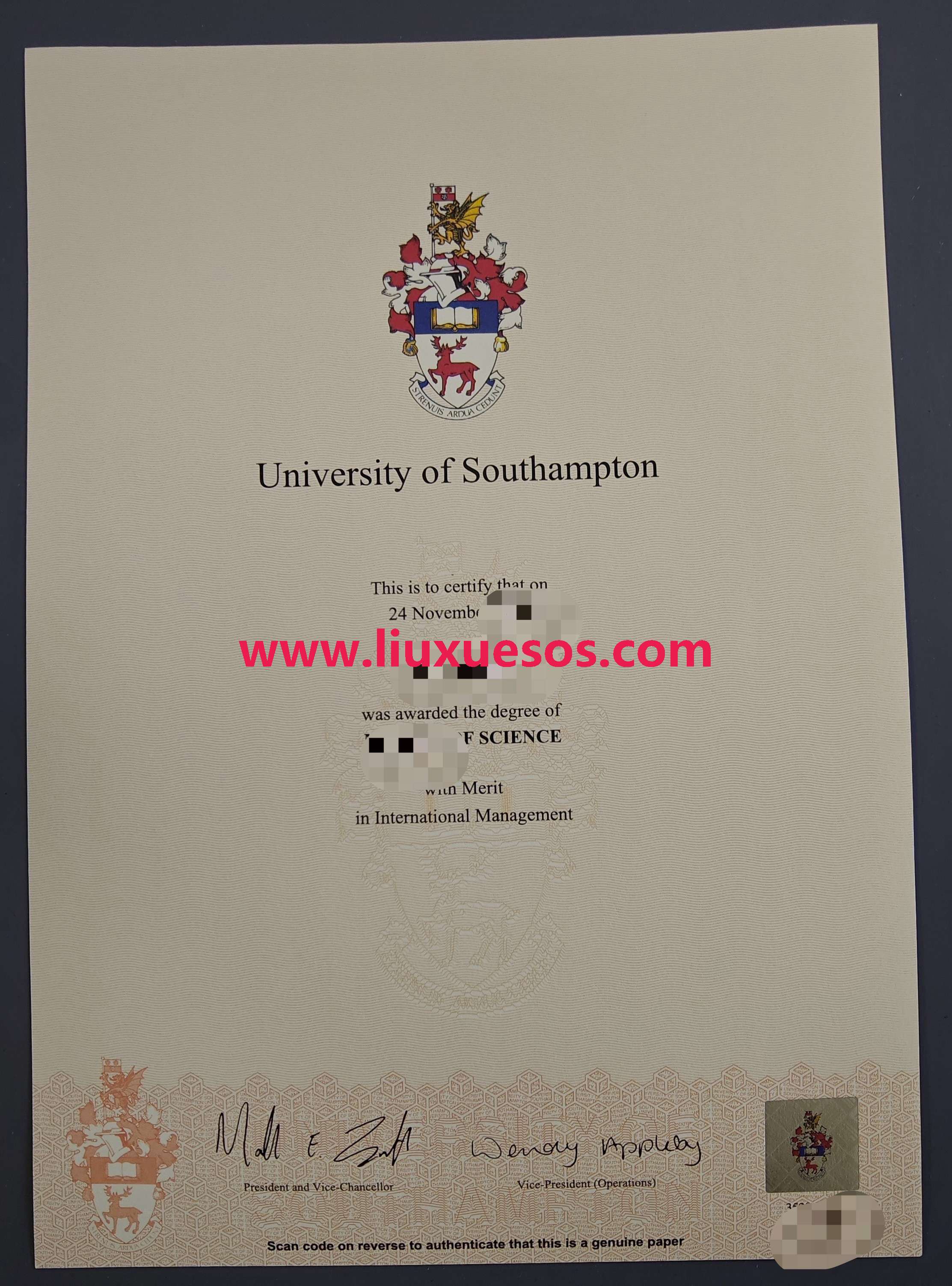 南安普大学.png